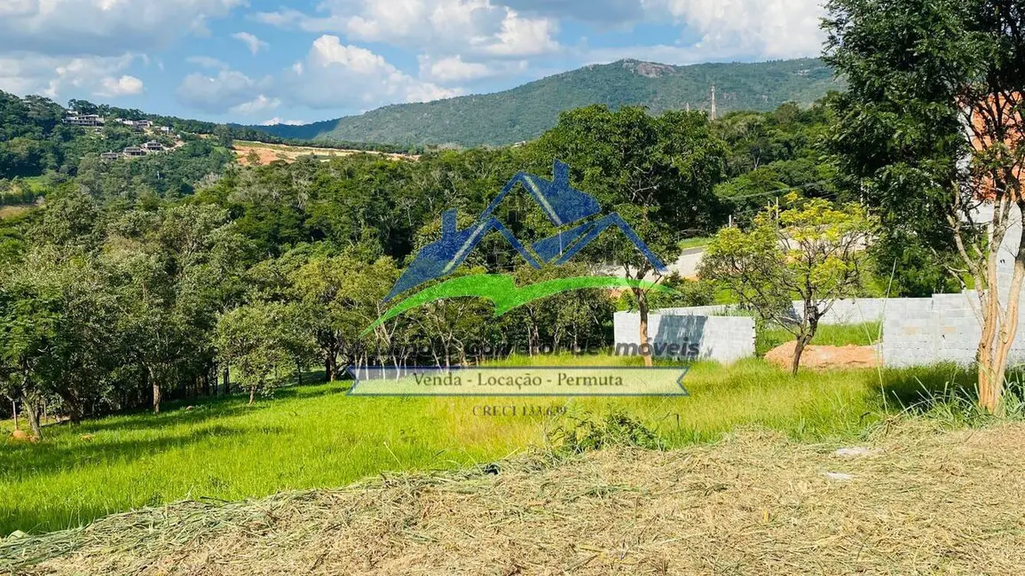 Foto 1 de Terreno / Lote à venda, 773m2 em Atibaia - SP