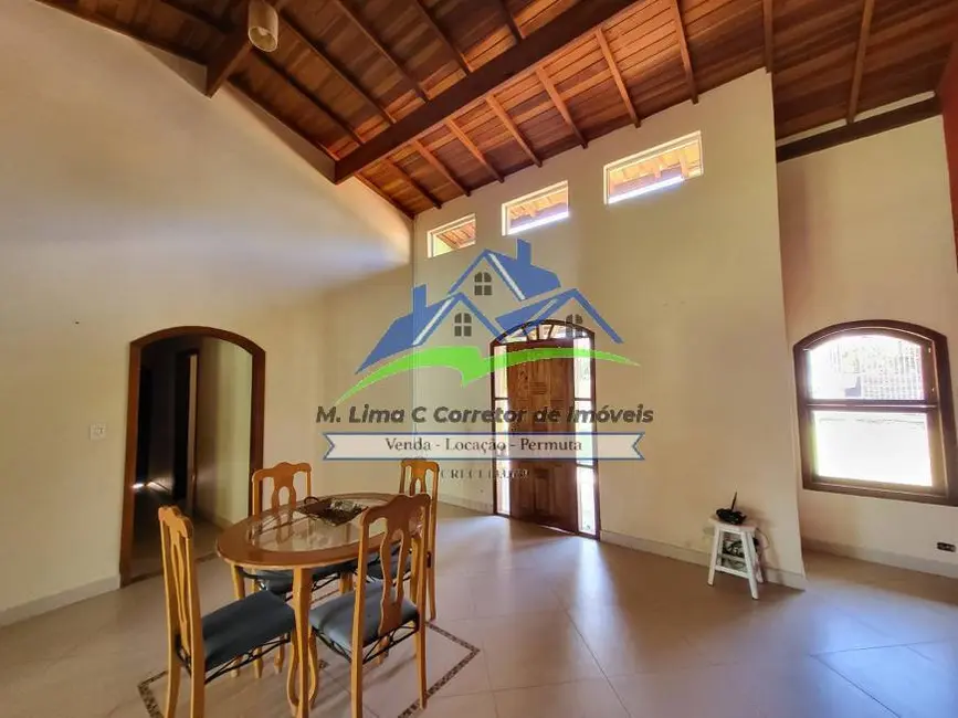 Chácara com 3 quartos à venda, 1000m2 em Piracaia - SP - imagem 6 Foto 6 de Chácara com 3 quartos à venda, 1000m2 em Piracaia - SP