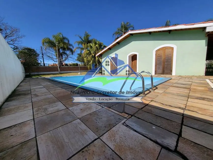 Chácara com 3 quartos à venda, 1000m2 em Piracaia - SP - imagem 3 Foto 3 de Chácara com 3 quartos à venda, 1000m2 em Piracaia - SP