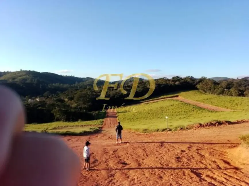 Foto 1 de Terreno / Lote à venda, 600m2 em Nazare Paulista - SP