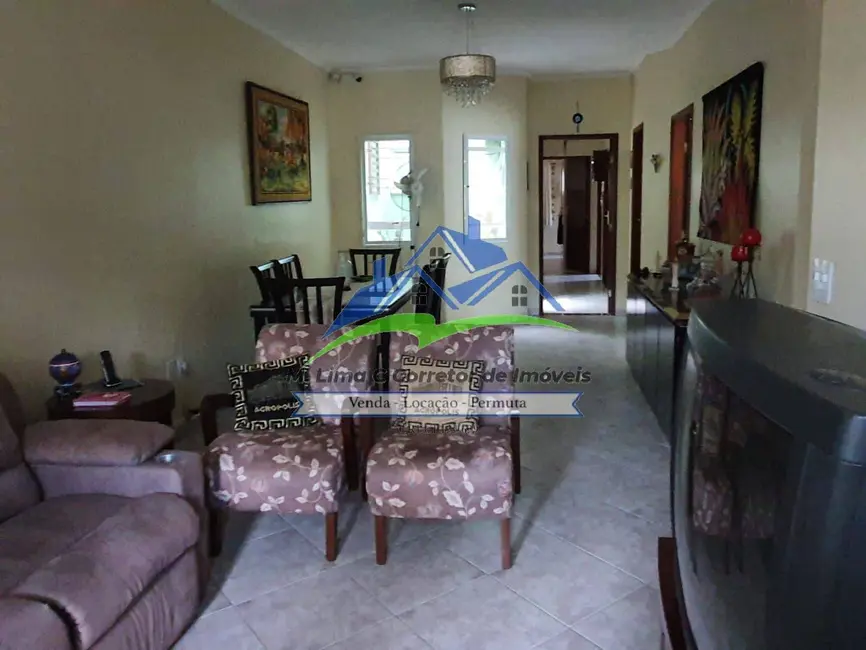 Foto 3 de Casa com 3 quartos à venda, 246m2 em Vila Helena, Atibaia - SP