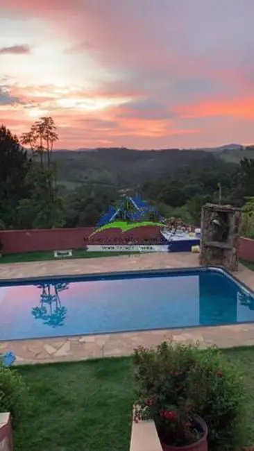 Chácara com 3 quartos à venda, 1550m2 em Portão, Atibaia - SP - imagem 3 Foto 3 de Chácara com 3 quartos à venda, 1550m2 em Portão, Atibaia - SP