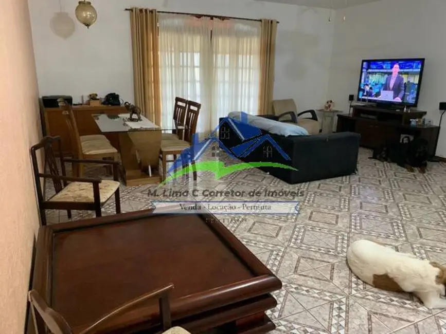 Chácara com 3 quartos à venda, 1550m2 em Portão, Atibaia - SP - imagem 9 Foto 9 de Chácara com 3 quartos à venda, 1550m2 em Portão, Atibaia - SP