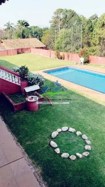 Chácara com 3 quartos à venda, 1550m2 em Portão, Atibaia - SP - imagem 4 Foto 4 de Chácara com 3 quartos à venda, 1550m2 em Portão, Atibaia - SP