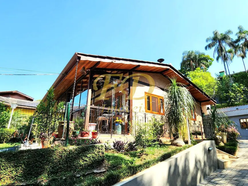 Foto 1 de Casa com 3 quartos à venda, 1208m2 em Mairipora - SP