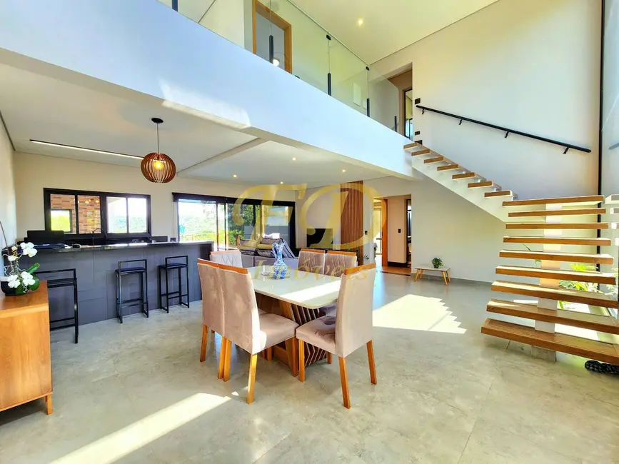 Foto 3 de Casa com 3 quartos à venda, 1000m2 em Mairipora - SP