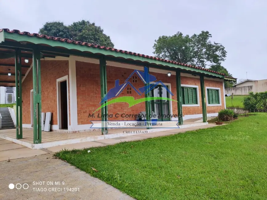 Chácara com 3 quartos à venda, 1000m2 em Centro, Piracaia - SP - imagem 6 Foto 6 de Chácara com 3 quartos à venda, 1000m2 em Centro, Piracaia - SP