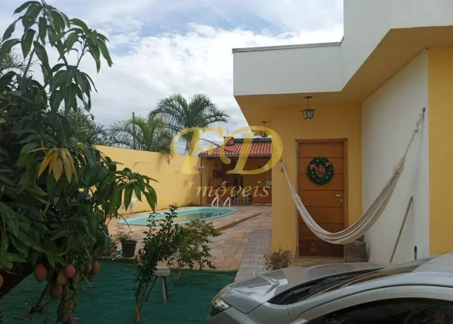 Foto 3 de Casa com 3 quartos à venda, 300m2 em Nova Cerejeira, Atibaia - SP
