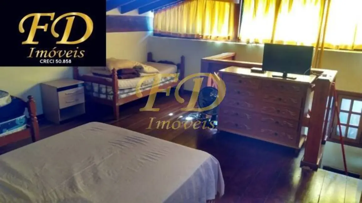 Foto 3 de Chácara com 3 quartos à venda, 160m2 em Piracaia - SP