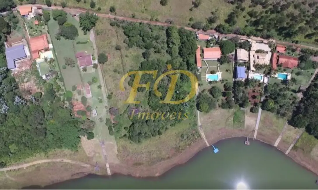 Foto 3 de Terreno / Lote à venda, 2960m2 em Piracaia - SP