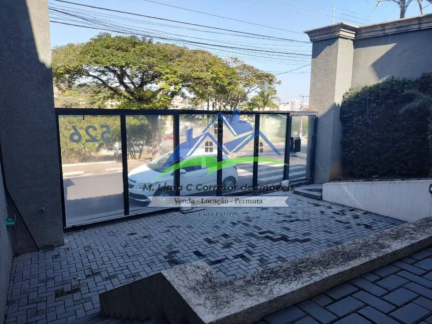 Foto 3 de Casa à venda, 300m2 em Centro, Atibaia - SP