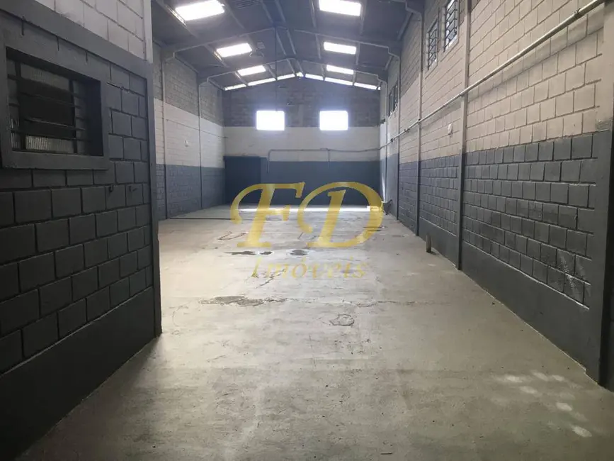 Armazém / Galpão para alugar, 500m2 em Mairipora - SP - imagem 2 Foto 2 de Armazém / Galpão para alugar, 500m2 em Mairipora - SP