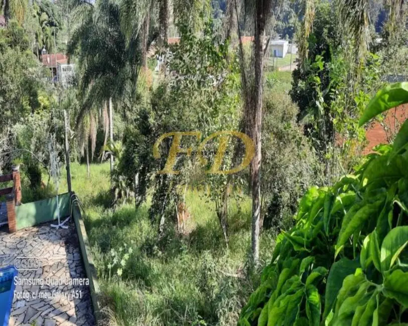 Foto 4 de Chácara com 2 quartos à venda, 180m2 em Jardim Estância Brasil, Atibaia - SP