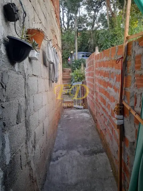 Foto 3 de Casa com 2 quartos à venda, 250m2 em Mairipora - SP