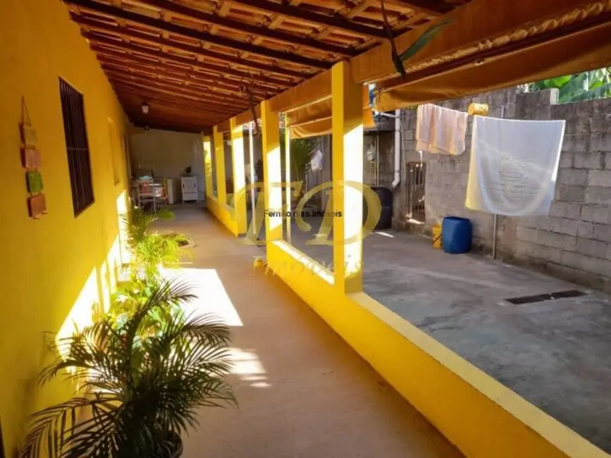 Foto 1 de Casa com 2 quartos à venda, 250m2 em Mairipora - SP