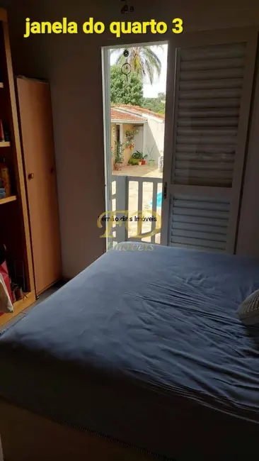 Casa com 4 quartos à venda, 200m2 em Vila Santo Antônio, Atibaia - SP - imagem 4 Foto 4 de Casa com 4 quartos à venda, 200m2 em Vila Santo Antônio, Atibaia - SP
