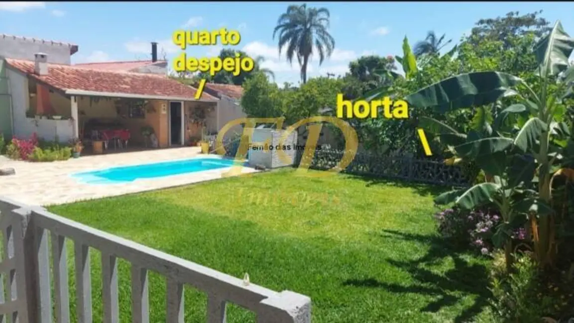 Casa com 4 quartos à venda, 200m2 em Vila Santo Antônio, Atibaia - SP - imagem 2 Foto 2 de Casa com 4 quartos à venda, 200m2 em Vila Santo Antônio, Atibaia - SP
