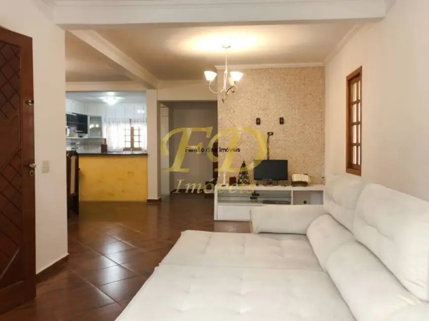 Foto 5 de Casa de Condomínio com 3 quartos à venda e para alugar, 259m2 em Mairipora - SP