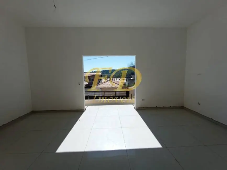 Foto 4 de Casa com 3 quartos à venda, 250m2 em Mairipora - SP