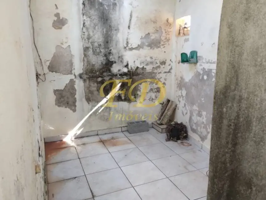 Foto 3 de Casa com 2 quartos à venda, 400m2 em Mairipora - SP