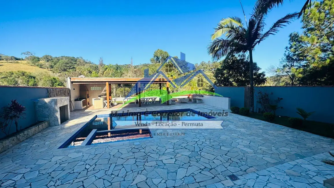 Chácara com 5 quartos à venda, 1300m2 em Atibaia - SP - imagem 2 Foto 2 de Chácara com 5 quartos à venda, 1300m2 em Atibaia - SP