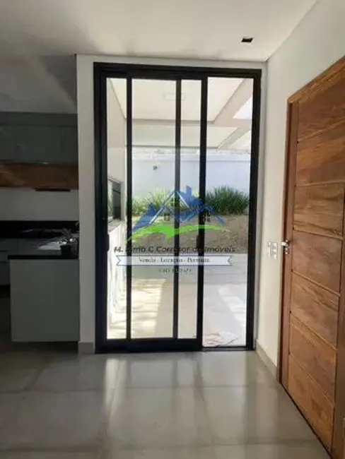 Foto 2 de Casa com 3 quartos à venda, 150m2 em Jardim Maristela, Atibaia - SP