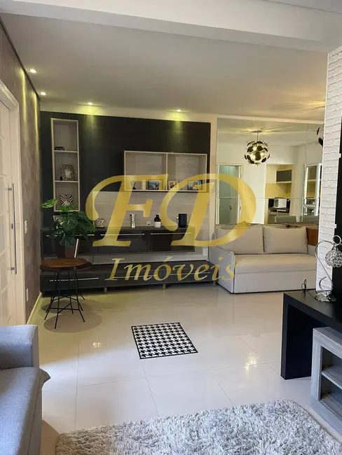 Casa de Condomínio com 3 quartos à venda, 262m2 em Atibaia - SP - imagem 4 Foto 4 de Casa de Condomínio com 3 quartos à venda, 262m2 em Atibaia - SP