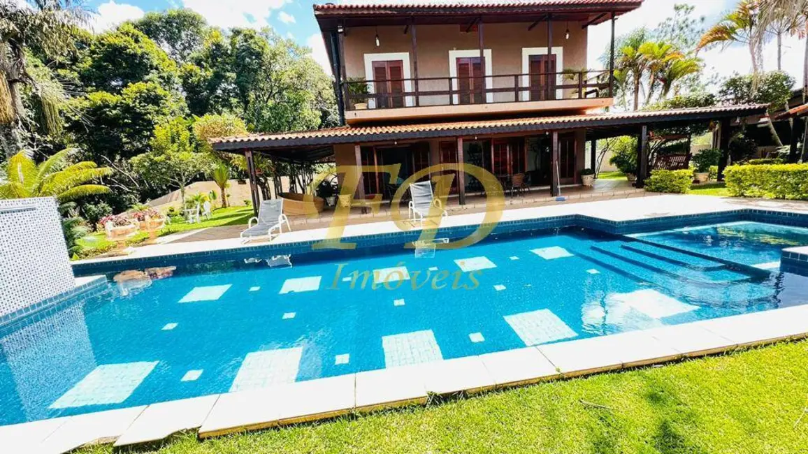 Foto 2 de Chácara com 5 quartos à venda, 2000m2 em Nazare Paulista - SP