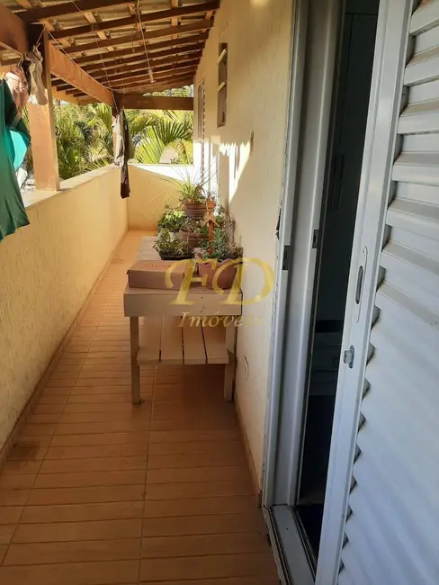 Foto 9 de Casa com 3 quartos à venda, 200m2 em Bom Jesus Dos Perdoes - SP