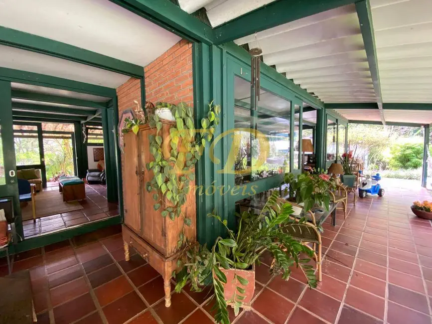 Foto 3 de Chácara com 5 quartos à venda e para alugar, 5500m2 em Atibaia - SP