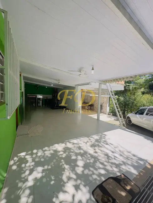 Foto 2 de Casa com 2 quartos à venda, 250m2 em Jarinu - SP