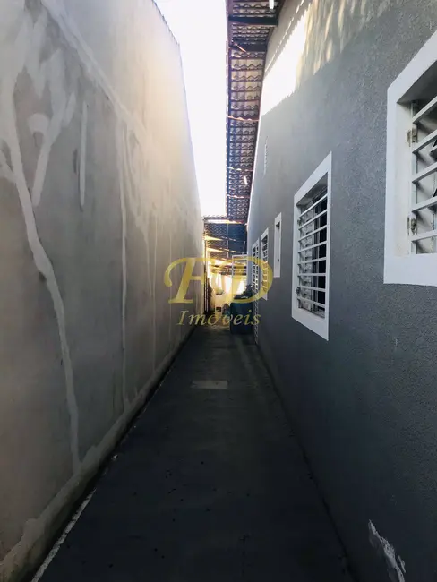 Foto 3 de Casa com 2 quartos à venda, 250m2 em Mairipora - SP