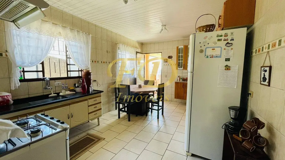 Foto 4 de Casa com 3 quartos à venda, 350m2 em Mairipora - SP