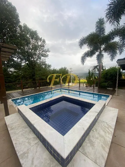 Foto 9 de Casa com 3 quartos para alugar, 550m2 em Atibaia - SP