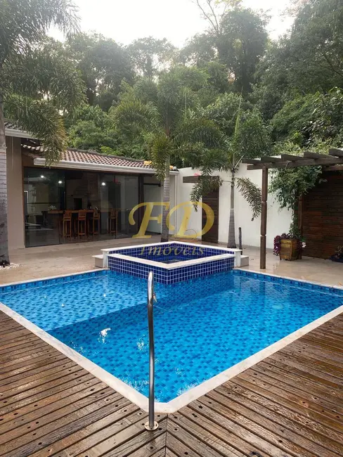 Foto 5 de Casa com 3 quartos para alugar, 550m2 em Atibaia - SP