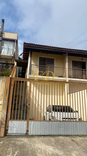 Foto 1 de Casa com 2 quartos à venda, 125m2 em Mairipora - SP