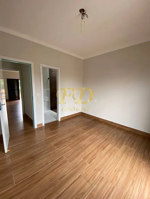 Casa com 2 quartos à venda, 100m2 em Jardim das Cerejeiras, Atibaia - SP - imagem 5 Foto 5 de Casa com 2 quartos à venda, 100m2 em Jardim das Cerejeiras, Atibaia - SP