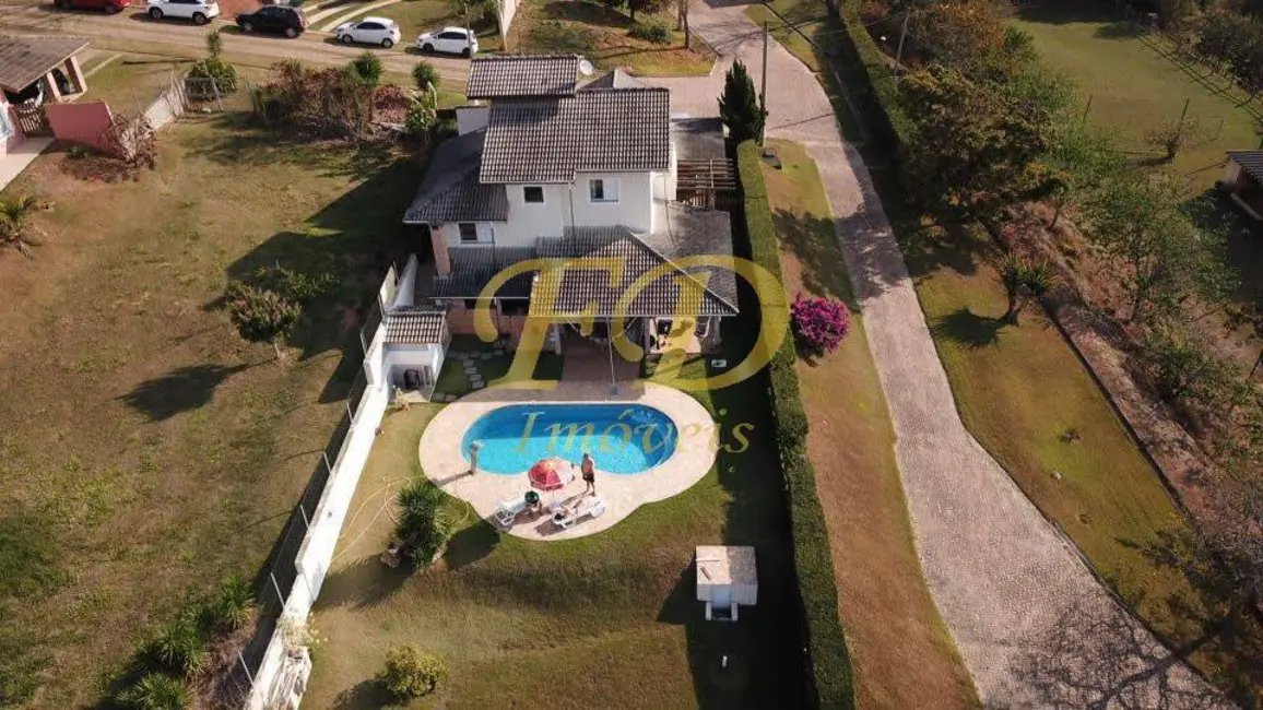 Foto 1 de Casa com 3 quartos à venda em Piracaia - SP