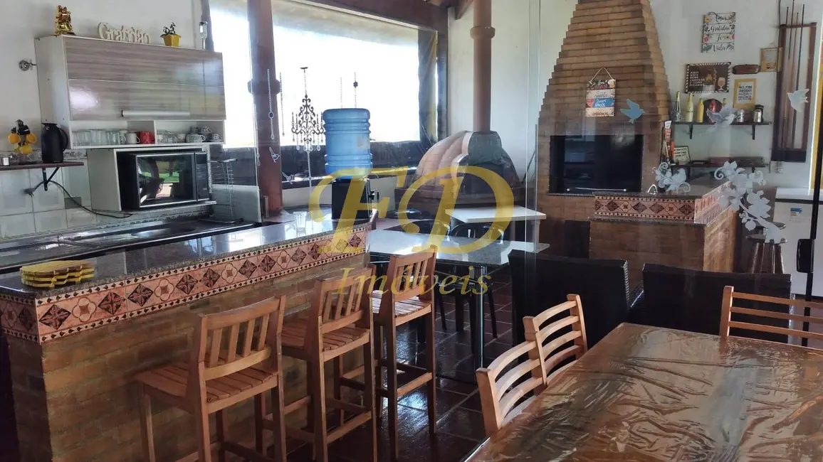 Foto 2 de Chácara com 4 quartos à venda, 1000m2 em Atibaia - SP