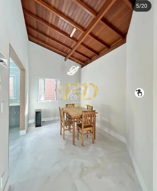 Casa à venda em Jardim Santa Bárbara, Atibaia - SP - imagem 3 Foto 3 de Casa à venda em Jardim Santa Bárbara, Atibaia - SP