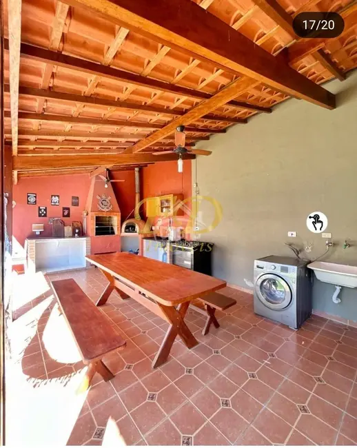 Foto 15 de Casa à venda em Jardim Santa Bárbara, Atibaia - SP