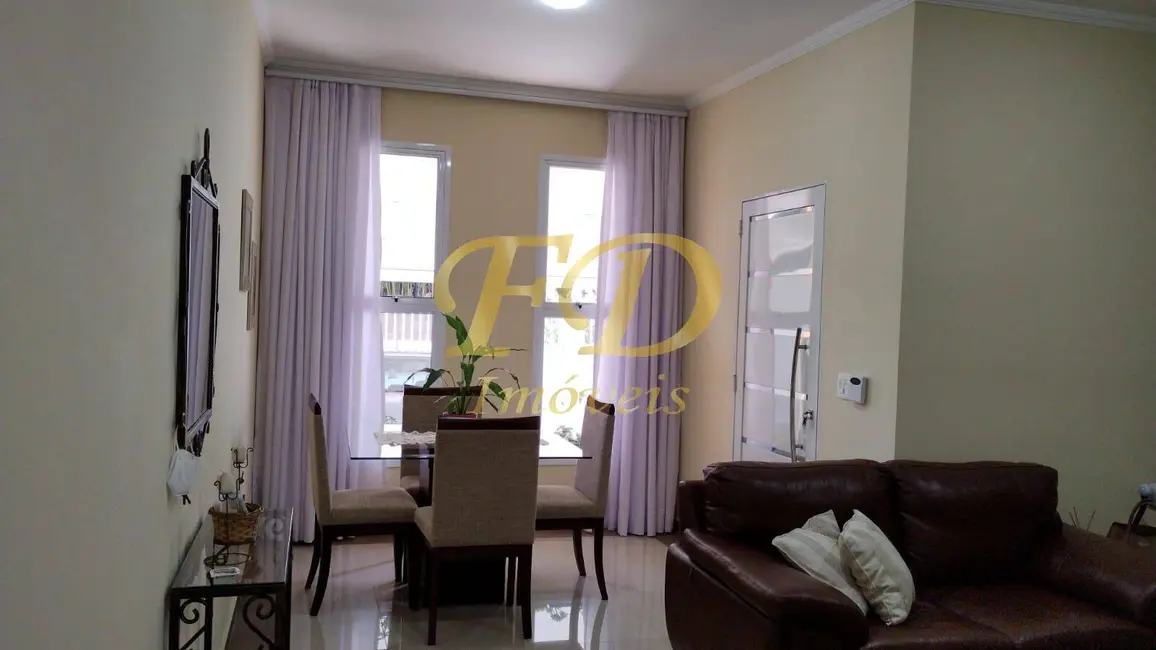 Foto 4 de Casa à venda em Jardim dos Pinheiros, Atibaia - SP