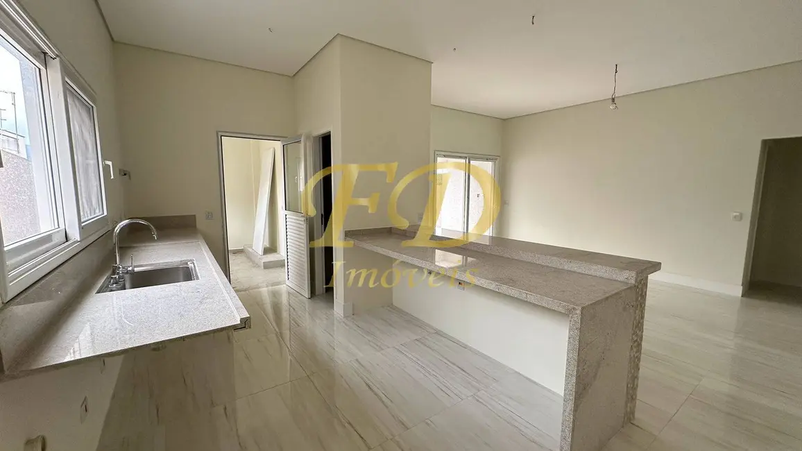 Foto 16 de Casa à venda em Atibaia - SP