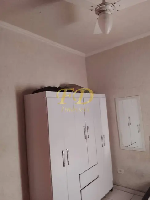 Foto 15 de Casa à venda em Jardim Adriana, Guarulhos - SP