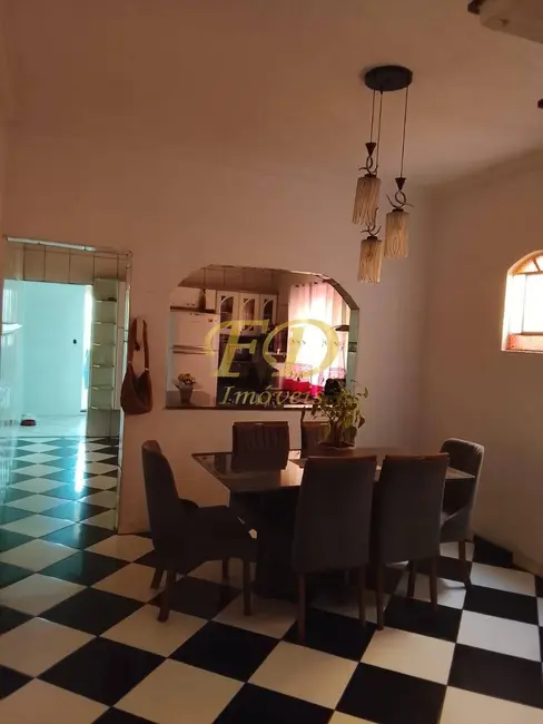 Foto 5 de Casa à venda em Jardim Adriana, Guarulhos - SP