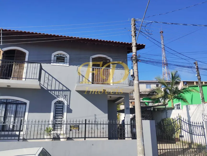 Foto 1 de Casa com 3 quartos à venda, 250m2 em Mairipora - SP
