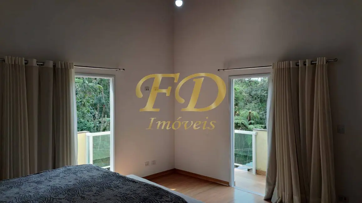 Foto 4 de Casa com 4 quartos à venda em Mairipora - SP