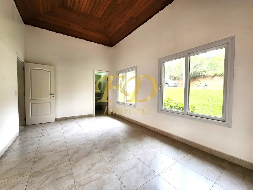 Foto 8 de Casa com 4 quartos à venda, 1500m2 em Mairipora - SP