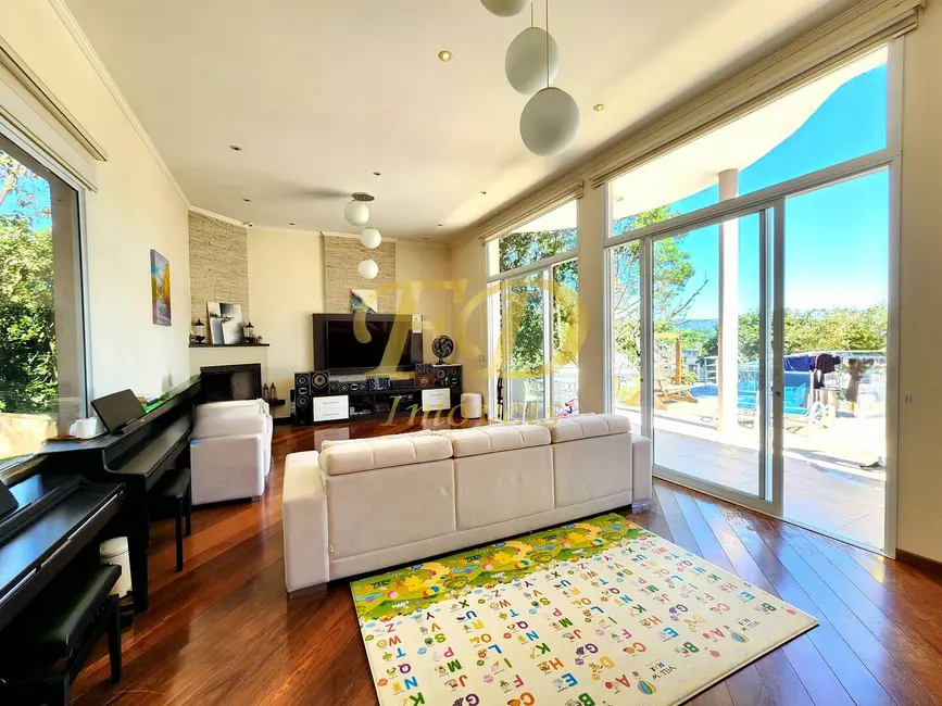 Foto 9 de Casa com 3 quartos à venda, 2800m2 em Mairipora - SP