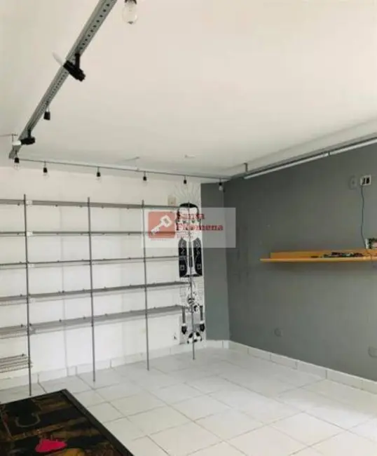 Casa de Condomínio com 5 quartos à venda, 840m2 em Parque Terra Nova II, Sao Bernardo Do Campo - SP - imagem 8 Foto 8 de Casa de Condomínio com 5 quartos à venda, 840m2 em Parque Terra Nova II, Sao Bernardo Do Campo - SP